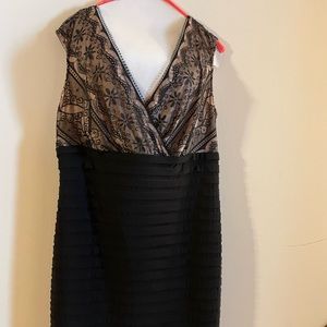 Like new Body Con black lace dress